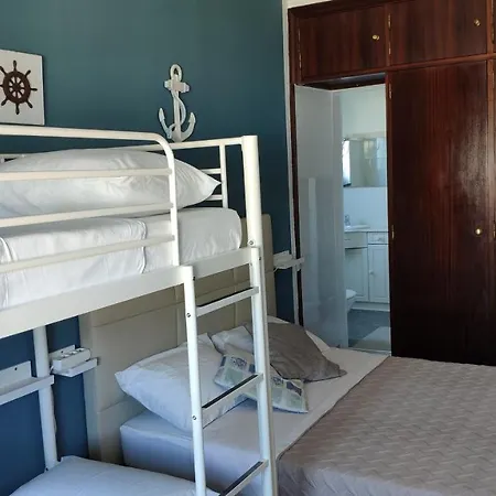 Auberge de jeunesse Ericeira Sea Orange House *